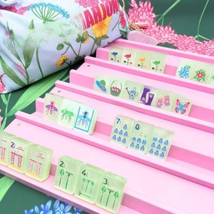 Mahjong moderne personnalisé avec des perles <span class=keywords><strong>de</strong></span> matcha et des tuiles en acrylique luxueuses, <span class=keywords><strong>table</strong></span> <span class=keywords><strong>de</strong></span> <span class=keywords><strong>poker</strong></span> portable par la marque Designer Garden Glow - Product Image 3