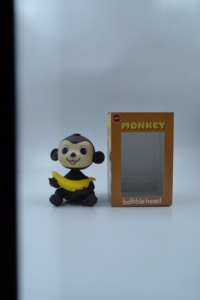 El Mono Bobblehead es un Animal Adorable y Juguetón, Perfecto para el Tablero de tu Auto, la Oficina o la Decoración del Hogar - Product Image 2