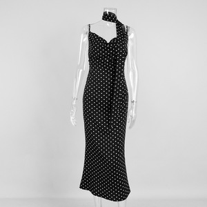 Bdbh Nuevo Vestido Largo con Tirantes Cruzados Estilo Europeo y Americano, Novedad de Verano 2026, Vestido Elegante con Tirantes en el Cuello y Cola de Pez con Estampado de Puntos Ondulados - Product Image 5