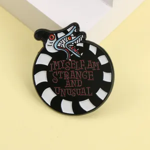 <span class=keywords><strong>Letras</strong></span> de serpiente MYSELF AM STRANGE, alfileres de solapa de Metal esmaltados inusuales, broches de aleación divertidos, insignias para niños, amigos, regalo para fiestas - Product Image 3