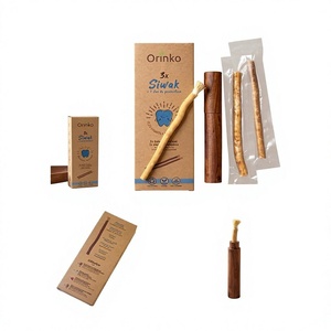 Bâtonnets de nettoyage dentaire naturels pour une hygiène bucco-dentaire quotidienne et des soins buccaux frais, Orinko Siwak Miswak, paquets de 3 bâtonnets Orinko Siwak - Product Image 1