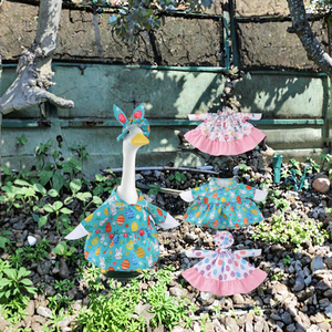 WPET 2026 Nuovo Vestito da Oca Pasquale per Veranda, Design Cartone Animato Popolare e Carino, Stile Principessa, Stampe Uova e <span class=keywords><strong>Conigli</strong></span>, Verde/Rosa, Poliestere - Product Image 3