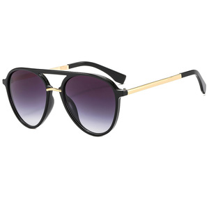 Gafas de Sol Ovaladas Psn 382 con Montura Completa UV400 Unisex de Moda para Playa con Protección UV - Product Image 4