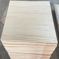 Panneaux en bois massif de qualité AA Panneaux de pin Radiata de Nouvelle-Zélande Panneaux en bois de pin collés pour meubles et décoration de maison
