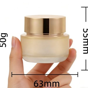 Gradient Gold Cream 50g In Glass Jar With Gold Cap Moisturizer For <b>Face</b> - Product Image 4