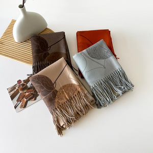 Bufanda Larga de Cachemira para Mujer, Diseño de Hojas, Reversible, Ligera, para Uso Diario en Otoño, Impresión Digital - Product Image 1