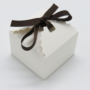 Caja de Cartón para Regalos de Dulces, Chocolates, Bocadillos, Postres y Pasteles, Ideal para Regalos Dulces - Product Image 5