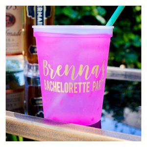 Vaso Mágico Personalizado de 12oz/16oz que Cambia de Color, Vaso de Plástico para Estadio, Recuerdos para Despedidas de Soltera - Product Image 1