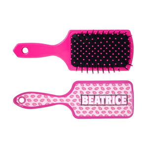 Cepillo para el cabello Beatrice para bebé con diseño de labios rosas y cerdas suaves - Product Image 2
