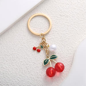 Vente en gros de porte-clés <span class=keywords><strong>cerise</strong></span> en métal émaillé et mignon pendentif <span class=keywords><strong>cerise</strong></span> transparent porte-clés portefeuille <span class=keywords><strong>cartable</strong></span> accessoires suspendus - Product Image 2