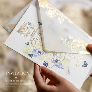 Invitaciones Personalizadas con Estampado Dorado en Letterpress, Invitaciones de Boda 2026, Estilo Europeo Morado, Diseño Floral - Product Image 2