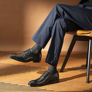 Zapatos Italianos de Lujo para Hombre 2025, Marca Valentina, Hechos a Mano, con Parches de Cuero, Punta en Pico, Transpirables, Ligeros, Antideslizantes, con Cierre de Cordones - Product Image 3