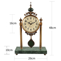 Horloge de table antique européenne de luxe léger avec base en marbre doré, ornement de bureau personnalisé pour la décoration intérieure, vente en gros d'usine