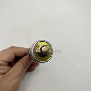 เซ็นเซอร์น้ำมันไฮดรอลิกเซ็นวิท E300 อะไหล่รถขุด สวิตช์แรงดัน ทรงกลมขนาดเล็ก - Product Image 3