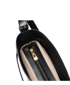 กระเป๋าถือดีไซน์ใหม่ขายส่งคุณภาพหรูหรา กระเป๋าโท้ทสั่งทำพร้อมโลโก้ กระเป๋าสะพายข้างผู้หญิง - Product Image 3