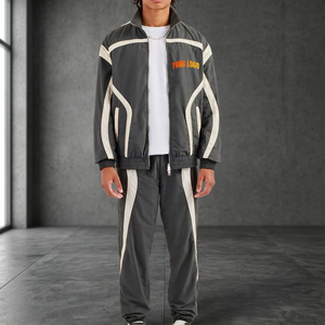 Conjunto Deportivo Unisex con Estampado Reflectante, Logotipo Frontal, Cierre con Cordón, Corte Regular, Ligero, Poliéster/Nailon, Invierno - Product Image 6