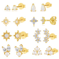 Boucles d'oreilles Glowluxe minimalistes en opale, en alliage de cuivre plaqué or, avec grappe de pierres précieuses inspirées de CZ, pour usage quotidien, bijoux de mode