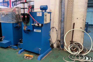 Byfo Automatische Edelstahl-Stumpfschweißmaschine Rundflansch-Kanalherstellungsmaschine - Product Image 3