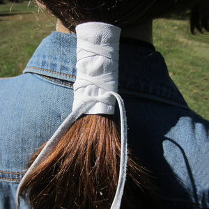 Saç kravat at kuyruğu tutucu kadın deri saç Wrap Pony kuyruk tutucu özel saç Wrap dize - Product Image 5