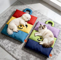 Tapis rafraîchissant pour chien et chat, lit pour animaux de compagnie réversible à trois plis pour l'été et l'hiver, tapis pliable résistant aux morsures pour chien, plusieurs tailles
