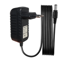 Adaptador de Corriente Universal de Pared CA/CC de 24W 12V 2A con Múltiples Conectores DC, Certificaciones DOE VI, CE, FCC, SAA, para Tiras de Luz LED, Fabricante OEM