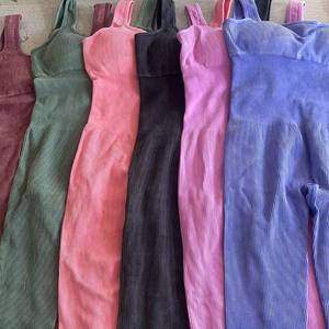 Kadın Kalça Kaldırıcı Kum Yıkama Tek Renk 2 Parça Aktif Giyim Kırışmaz Dar Kesim Dikişsiz Esnek Spandeks/Naylon Spor Giyim - Product Image 2