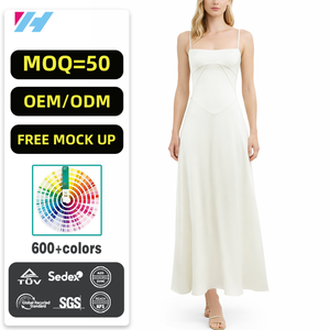 فستان ماكسي أبيض أنيق وعصري بتصميم مخصص للبيع بالجملة، بقصة واسعة وحمالات رفيعة بدون أكمام - Product Image 1