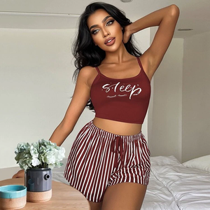 Ensemble de pyjama 2 pièces pour femme : débardeur à bretelles et short imprimé rayé – Tenue de nuit européenne - Product Image 6