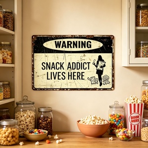 Letrero Metálico Retro de Advertencia: El Amante de las Golosinas Vive Aquí, Decoración Vintage para Pared de Cocina, Regalo para Amantes de las Golosinas - Product Image 1