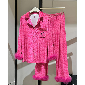 Set Loungewear in Velluto con Decorazioni in Piume e Stampa Leopardata, <span class=keywords><strong>Pigiama</strong></span> di Lusso a Maniche Lunghe per <span class=keywords><strong>Donna</strong></span>, Autunno Inverno - Product Image 1