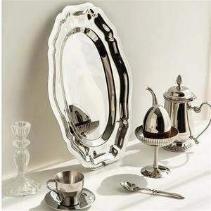 Bandeja de pastel de acero inoxidable en relieve Vintage con cara de espejo Plato de postre doméstico para fiesta de Navidad y Halloween - Product Image 2