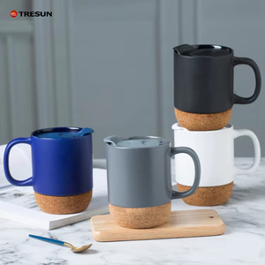 แก้วเซรามิกฐานไม้ก๊อก 15 ออนซ์ แก้วกาแฟแบบมีฝาปิดและฐานไม้ก๊อก ของขวัญวันแม่แบบกำหนดเอง สีขาวดำ แก้วเดินทาง - Product Image 6