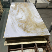 Revêtements décoratifs d'intérieur en PVC laminé UV, plaques de marbre en plastique, panneaux UV pour la décoration murale intérieure