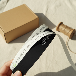 ริบบิ้นลายก้างปลาทำจากฝ้ายธรรมชาติ 100% เป็นมิตรกับสิ่งแวดล้อม พิมพ์โลโก้ส่วนตัวตามสั่ง สำหรับหมวก เสื้อผ้า ของขวัญคริสต์มาส และบรรจุภัณฑ์ - Product Image 2