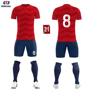 Abbigliamento personalizzato aggiornato della squadra di calcio abbigliamento Anti-Pilling resistente alle rughe set sportivi da calcio puliti Speedos sportivi