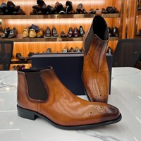 Sepatu Boots Kulit Sapi Pria Ukuran Besar Model High-top Grosir Langsung dari Pabrik, MOQ Rendah