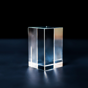 Bloc de cristal K9 transparent de qualité supérieure pour gravure, en forme de cube, pour presse-papiers, vente en gros Small Bridge Crystal - Product Image 3