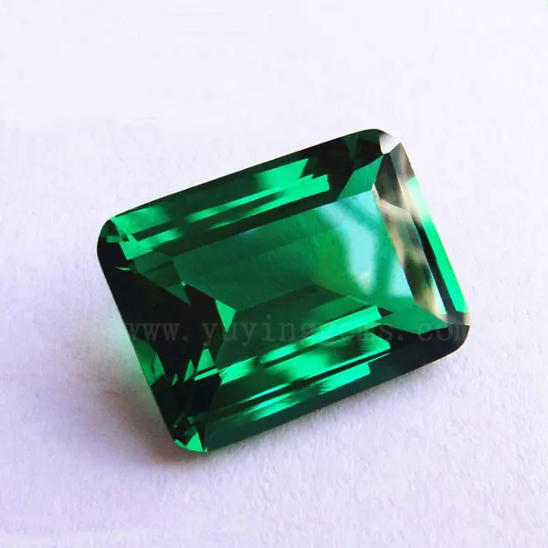 Gemas de cristal facetadas de cristal verde corte <span class=keywords><strong>esmeralda</strong></span> de alta calidad al por mayor