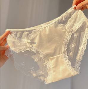 Nouvelles culottes en dentelle transparente pour femmes matures et jeunes filles, en satin respirant à l'avant, style français, vente en gros - Product Image 3