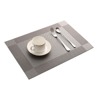 Set de table anti-brûlure isolant thermiquement, tapis de table haut de gamme en PVC résistant à la chaleur, carré, style moderne minimaliste, couleur unie