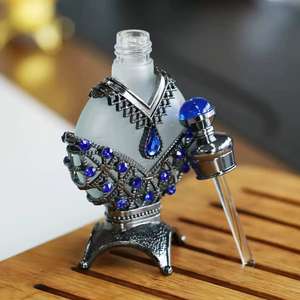 El Perfume Más Vendido de la India, de 35 ml, con Forma de Lámpara de los Deseos India, Ofrece una Fragancia Duradera. Venta al por Mayor de Fábrica Disponible. - Product Image 4