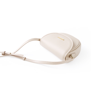 Fabricación de Bolsos de Cuero en Guangzhou, Logotipo Personalizado OEM, Bolsos de Diseño Retro para Mujer, Sac Main Pour Femmes - Product Image 2