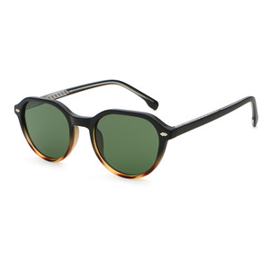 6528 Nouvelles <span class=keywords><strong>lunettes</strong></span> <span class=keywords><strong>de</strong></span> <span class=keywords><strong>soleil</strong></span> anti-UV tendance pour la photographie <span class=keywords><strong>de</strong></span> rue, effet amincissant du visage – Vente directe du fabricant - Product Image 4