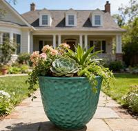Pot de fleurs en plastique PP brillant avec surface martelée, rouge, décoratif, durable, léger, avec trou de drainage pour la maison et le jardin