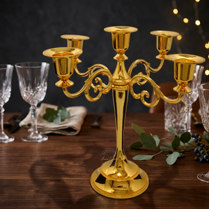 "Un élégant candélabre doré à 5 bras, parfait pour les mariages et les occasions spéciales, ajoute du charme et de la sophistication à la décoration" - Product Image 1