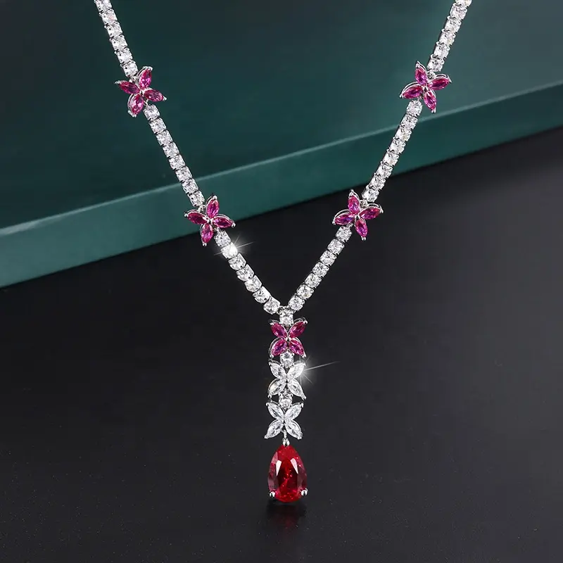 New Ruby Crystal Pendant Necklace Small Butterfly Woman Jewelry Gift for Girlfriend Luxury Jewelry