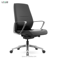 Chaise de bureau à dossier haut de luxe en cuir véritable siège ergonomique caractéristique de refroidissement pour patron PDG directeur mousse moulée contemporaine