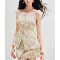 Ensemble de vêtements décontractés d'été pour femmes tendance et élégant, composé d'un short et d'un haut sans manches respirant en deux pièces