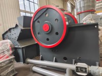 Concasseur à mâchoires mobile COPPERN PE150*250 1-3 T/h pour le concassage de pierres et de minerais, petit équipement minier de carrière, demander un devis