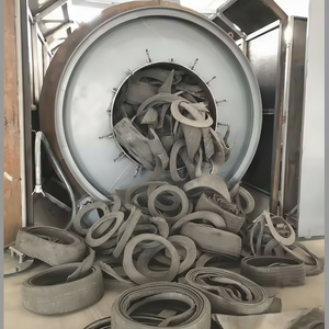 Réacteur semi-automatique de 5 tonnes de capacité pour la fabrication de carburant à partir de pneus - Product Image 1